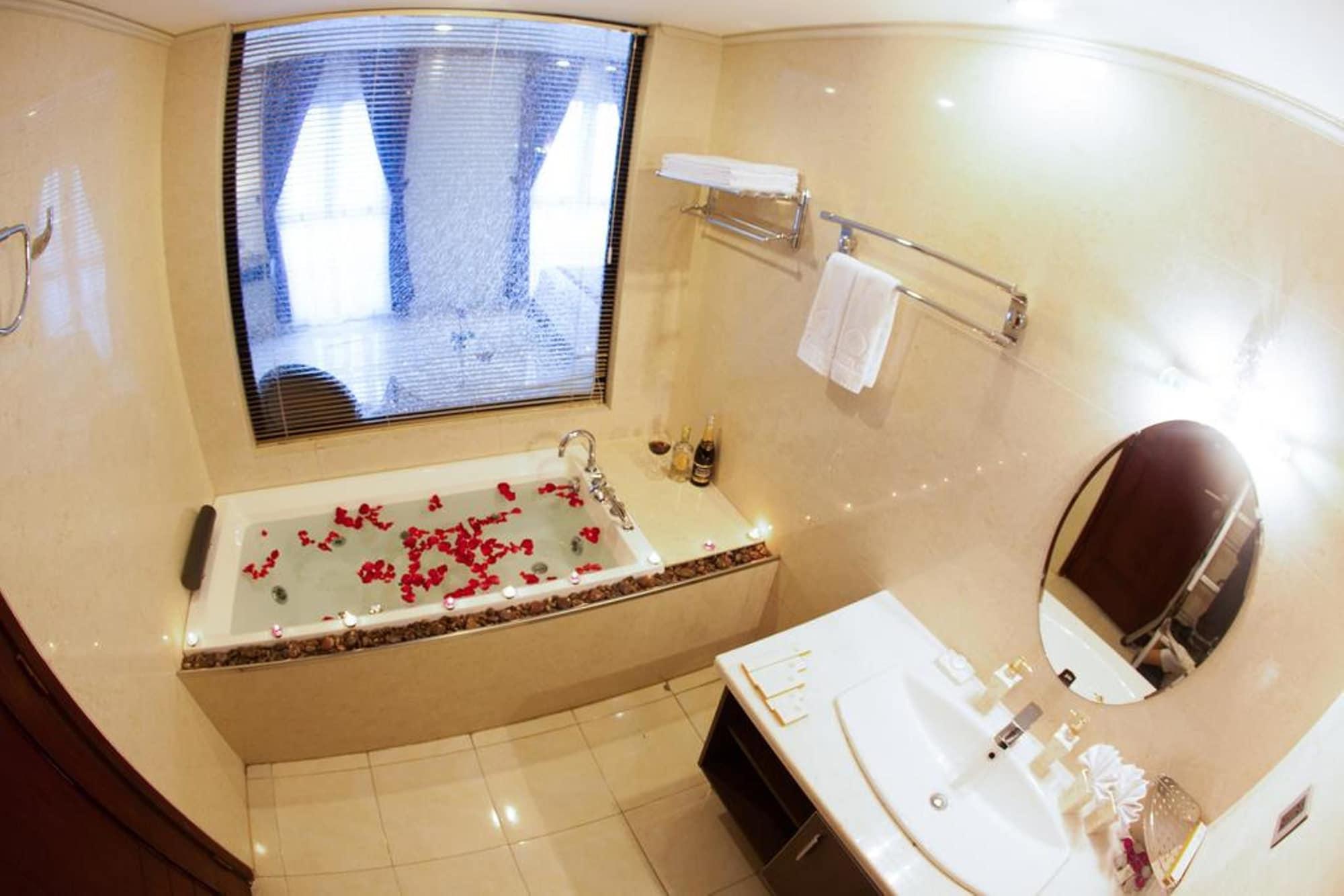 The Pearl Hotel Ханой Екстериор снимка
